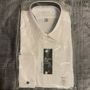 Men’s Van Heusen long sleeve white dress shirt
